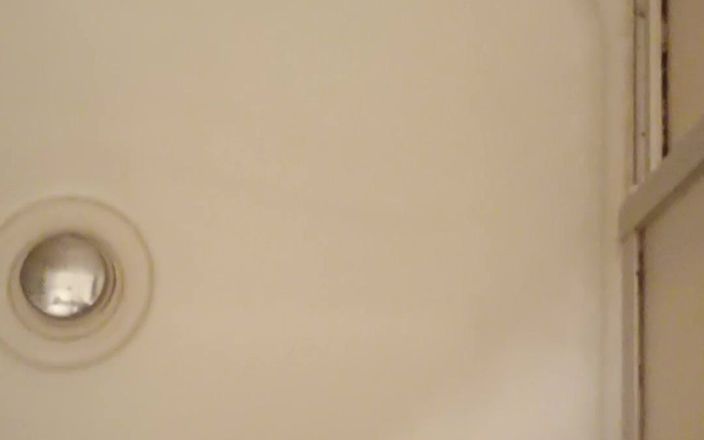 Ed Eden: Cumming Shower