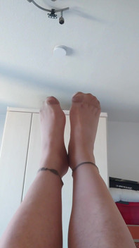 Foot Your Feet in Tights Are Looking for Lovers