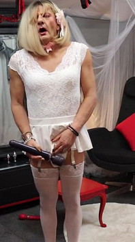 Sissy Dee Ha Una Doppia Sissygasm