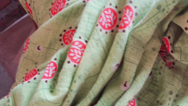 Trilokinath: Tía al aire libre mms videos en vivo hoy audio...