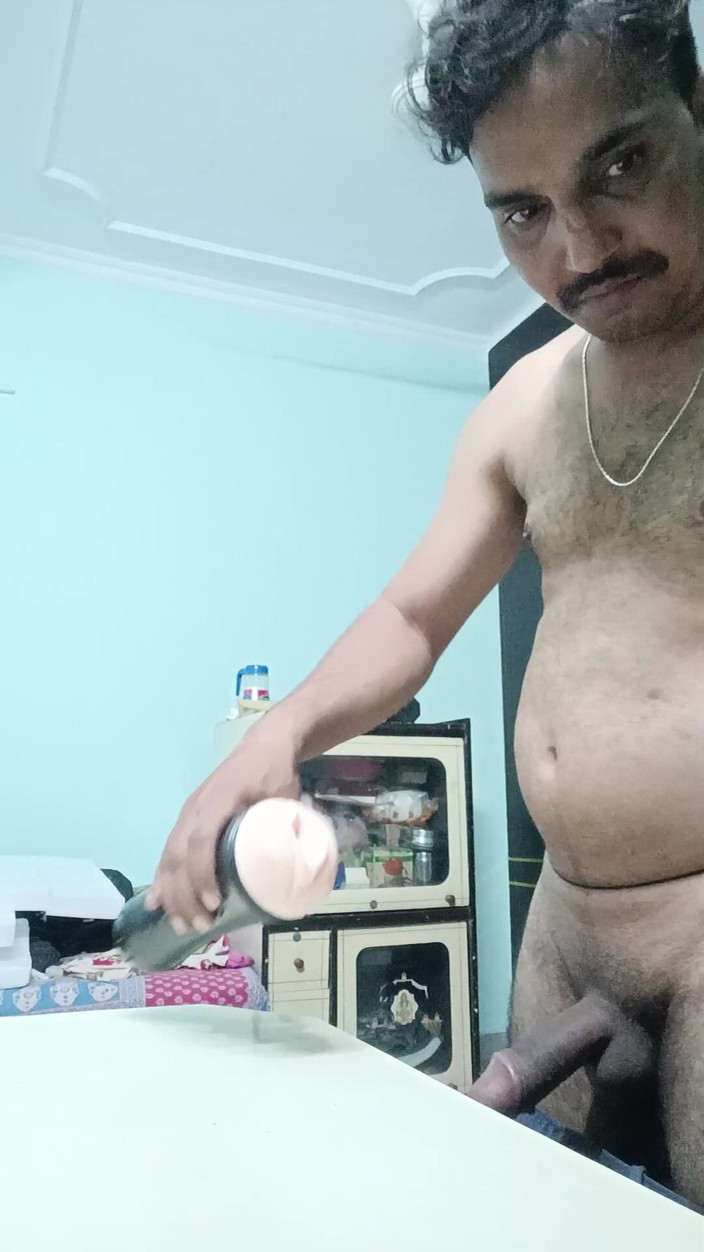 Rajasthani-old-lover: Tatăl vitreg al ofițerului desi indian și face duș cu tatăl...