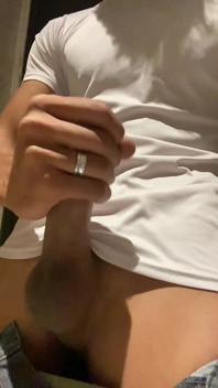 Peromo