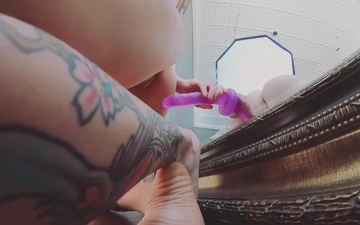 Lady Lazarus: Mirror Dildo Play During Photoshoot