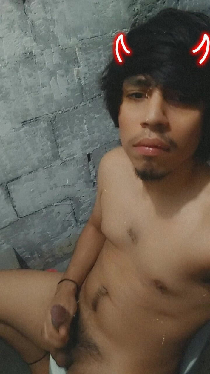 AlexAlejandro13: Lucifero del bagno