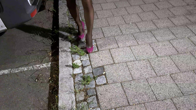Loreleyadd: Compito Sissy Parte 2 - Io Corro Nella Mia Gabbia Elettrica E...