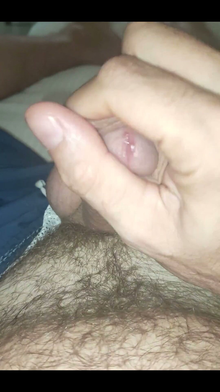 MrKinksly: 정액을 원하고 자지 빨아주는 Juicumy