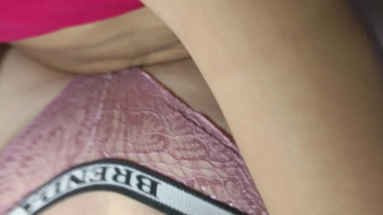 Theblackxxx: Une latina au vagin poilu se fait baiser en levrette