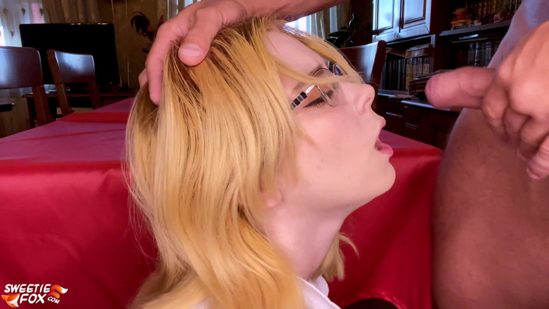 Sweetie Fox: Boyfriend hard fucking mouth and pussy sexy redhead - cum on...