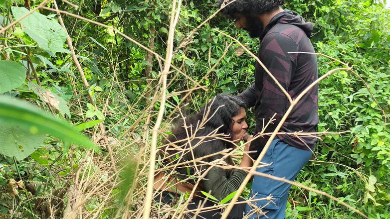 Vaigavarun45: Malayali pár žhavý venkovní sex v lese, divoký les venkovní sex...