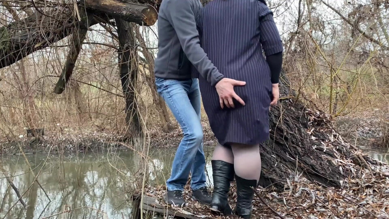 OurFetishLife: Про мокру пизду свекрухи з долонею