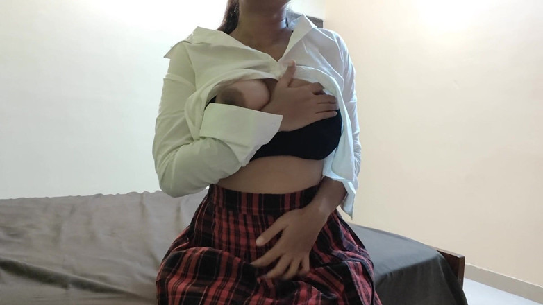 Hope Love: Une Étudiante Sexy