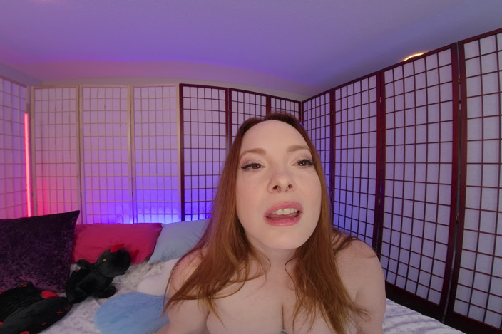 Naughty JOI: Summer Hart seni daha da yakınlaştırıyor