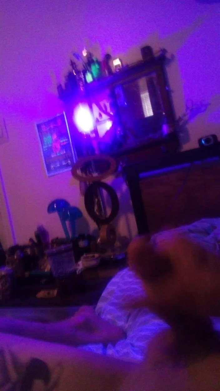 Joey 7000: Ajută-mă să ejaculez