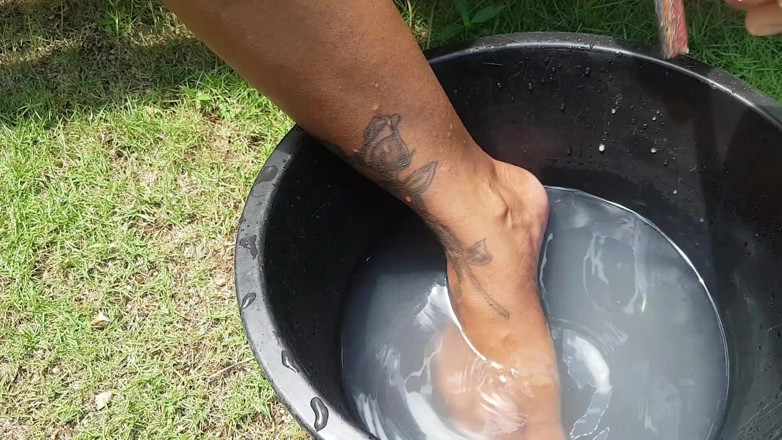SeductressGem: Deep Scrub dengan Kopi dan Sayang