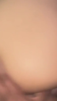 Pantat istri nakal ini dientot habis-habisan sama kontol besar pria kulit hitam