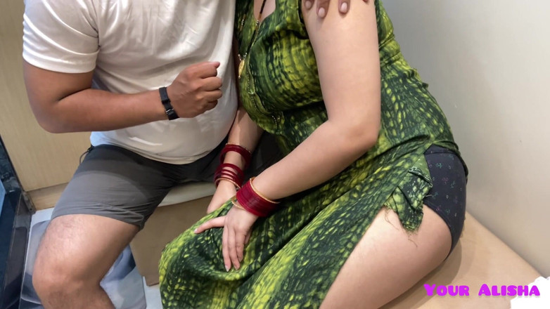 Your Alisha: Adik tiri mengongkek saya semasa sambutan Rakhi