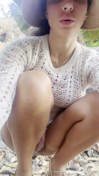 Fac pipi aici