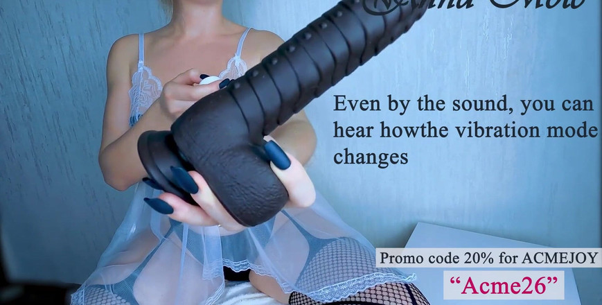 Anna Mole: Moje šťavnatá krémová kundička se hojně krémuje při jízdě na velkém černém...