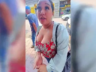 Aku menyewa pelacur sejati, aku melepas kondomnya dan kami ngentot di motel di zona toleransi medellin, kolombia
