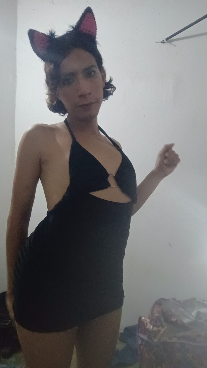 Femboy from Colombia: Hormon-hormon ini semuanya adalah damdola