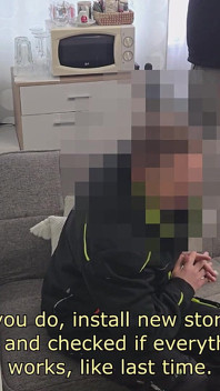 Un Bricoleur Tout Droit Curieux Revient Pour Se Faire Sucer Sa Grosse Bite