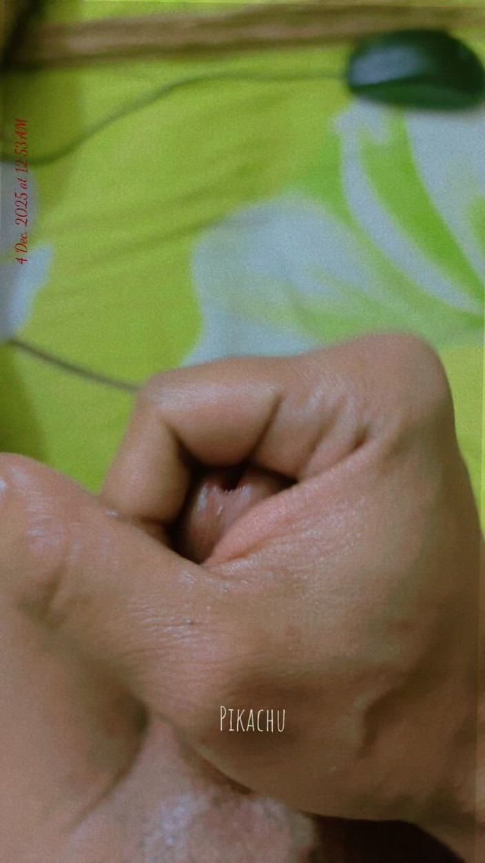 iamhighhh: M-am Mângâiat Prea Tare