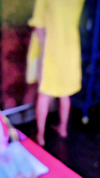 NixLeno: Pepek kecil saya dapat rasa pertama zakar besar teman lelaki,...