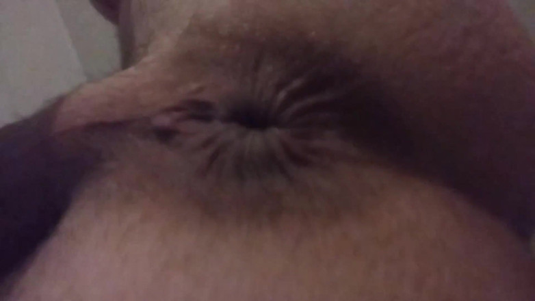 LilTaste: Memamerkan Bootypuckerhole Sphincter berbentuk anehku