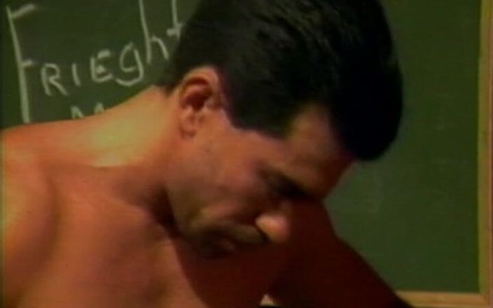 Gay RetroX VHS: Chtiví chlapi ve městě Rytmus # 3