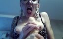 savannahamatoriale: Nerd caliente chica