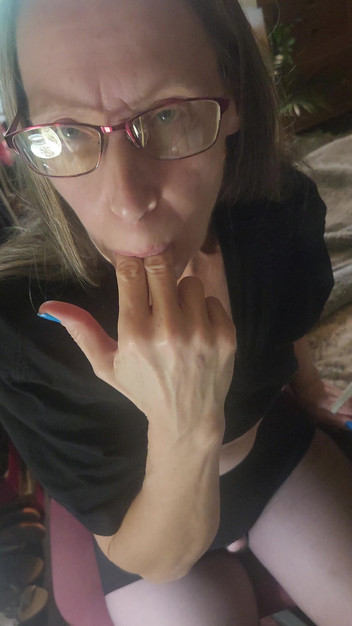 Goode Girl: Goode Girl Unholy Crucifix Ballbusting Pt2