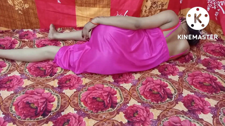 Ankurpriya000: Indická služka sexy práce v pokoji uklízí vaši Priya Bhabhi