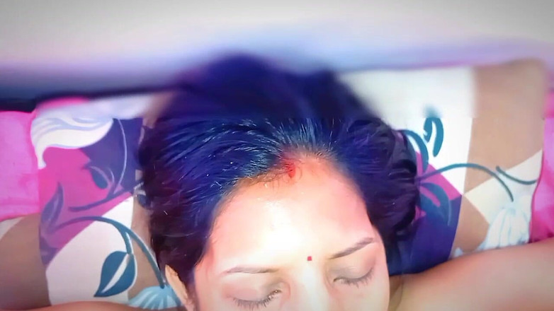 BadAim6: Indický Deshi Bhabhi nejlepší kouření a šukání do pusy v hindštině