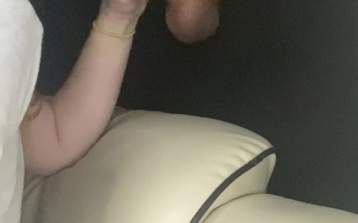 Sluttybritt: Sluttybritt Handling Daddy's Big Black Dick