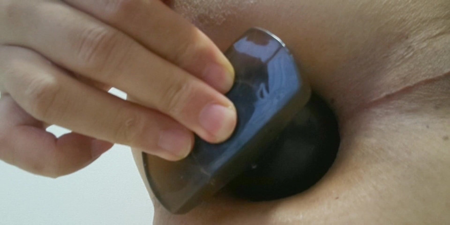 Tomoooi: Anal Play with Toys
