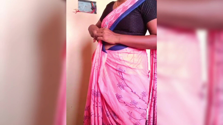 Ammukutty88: Ammu Převlékání Nighty do Saree Velká Prsa Ammus Prsa Show