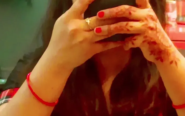 Ankita10000: How Do I Look