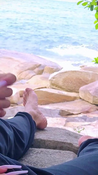 Surprise Ejakulation Handjob am Strand