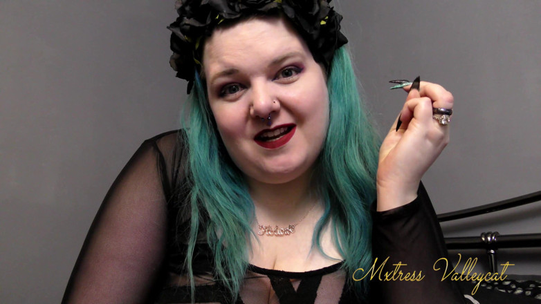 Mxtress Valleycat: Gothic hotwife