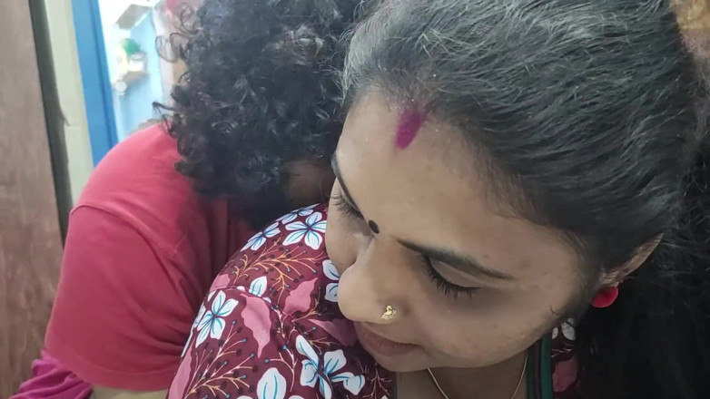 Vaigavarun45: Malayali step mam nói chuyện nóng bỏng và làm tình...