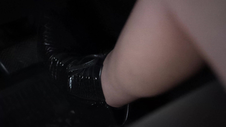 Hidi Heaventoosh: Cizme din piele de șarpe