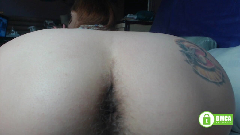 Risky Hairy Couple: Velký bílý chlupatý zadek prstění