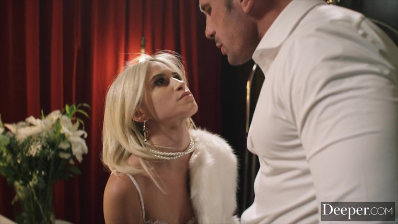 Deeper: Deeper. Shy Understudy Kiara Is Seduced by Her Infamous Co-star
