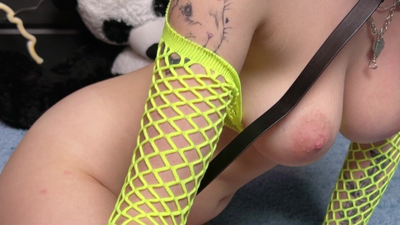 Eva Deva: Saya memukul pantat saya &amp; kongkek pepek saya dalam talian