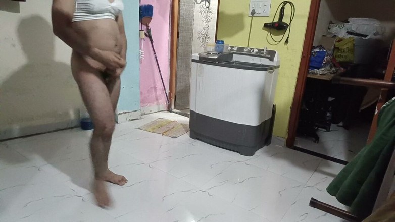 LovedSunsine1990: Massageei meu pênis enquanto usava a blusa da minha esposa.