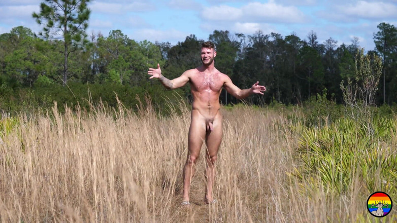 HomoStag: Обнаженная Muslce Jocks Идет На Пикник Со Спермой На Улице