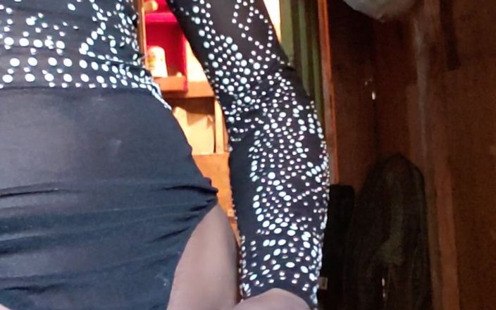 Yumiko trans: Sono Laura, una ragazza transessuale di Tijuana.