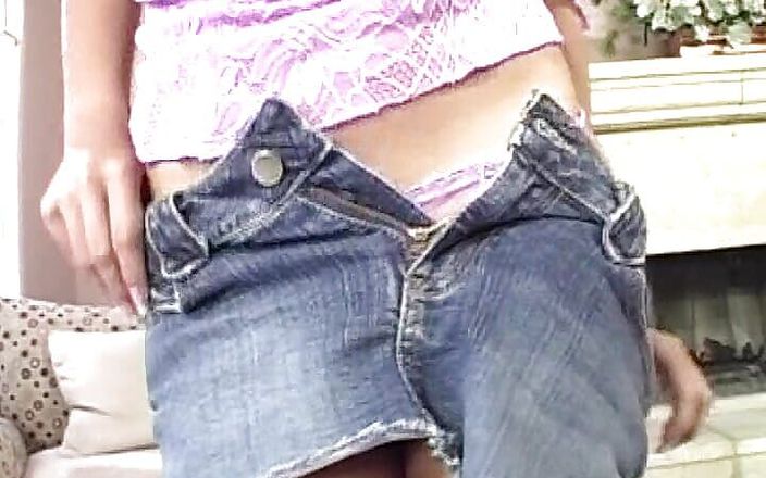 Videos Francaises: Boneka perancis yang aduhai lagi asik nikmatin kontol besar di...