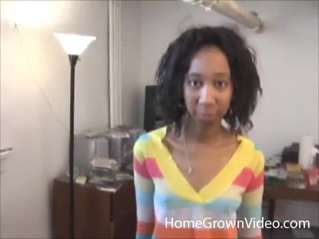 Homegrown Ebony: Melvina ดูดควยให้ Dick อย่างเสียว