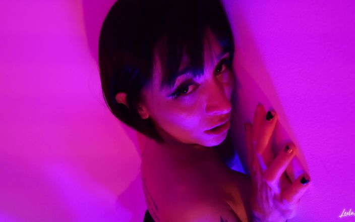 Leela Moon: Tante seksi selingkuh dari suaminya sama 2 kontol besar di klub...